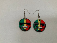 Load image into Gallery viewer, Rasta Mitrooper smoking Earings
